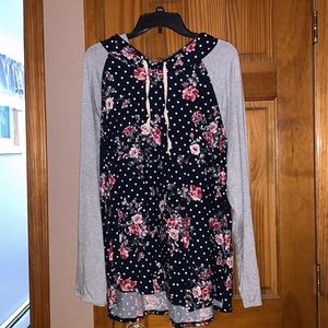 Chris & carol plus top